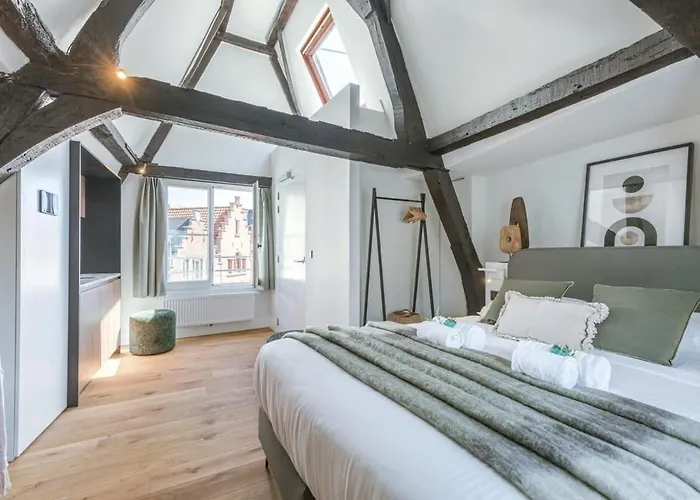 Huswell - Urban Getaway In The Heart Of Antwerp