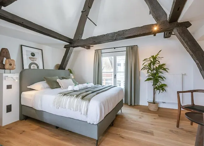 Huswell - Urban Getaway In The Heart Of Antwerp
